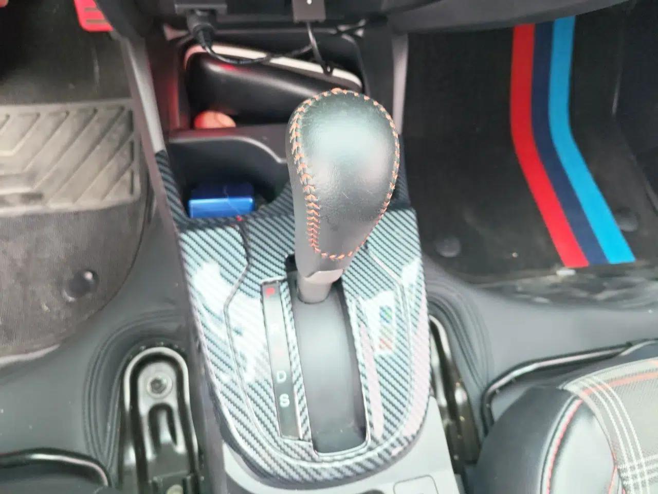 Honda Fit 2018 1.5L CVT Trendy Run+ Edition — миниатюра 14