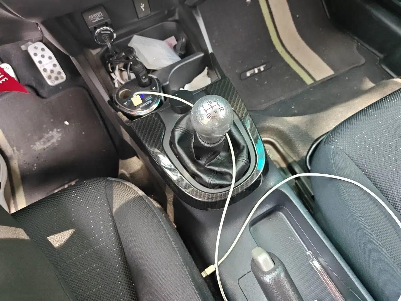 Honda Fit 2018 1.5L Manual Comfort Version — миниатюра 14