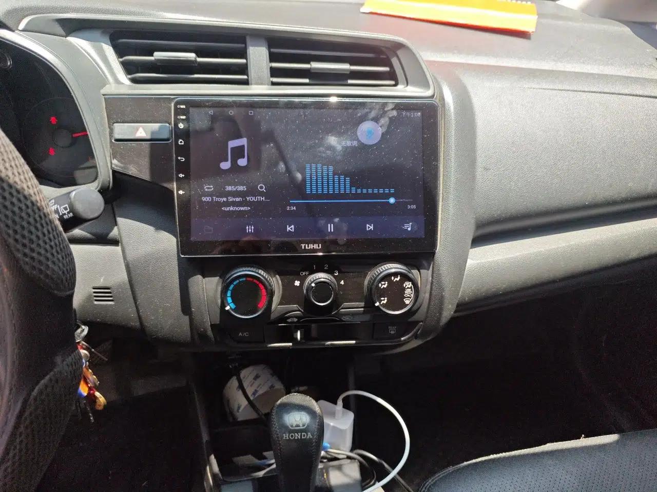 Honda Fit 2018 1.5L CVT Comfort Version — миниатюра 13