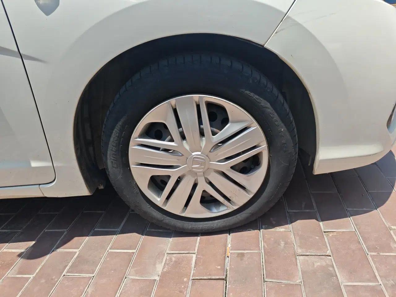 Honda Fit 2018 1.5L CVT Comfort Version — миниатюра 8