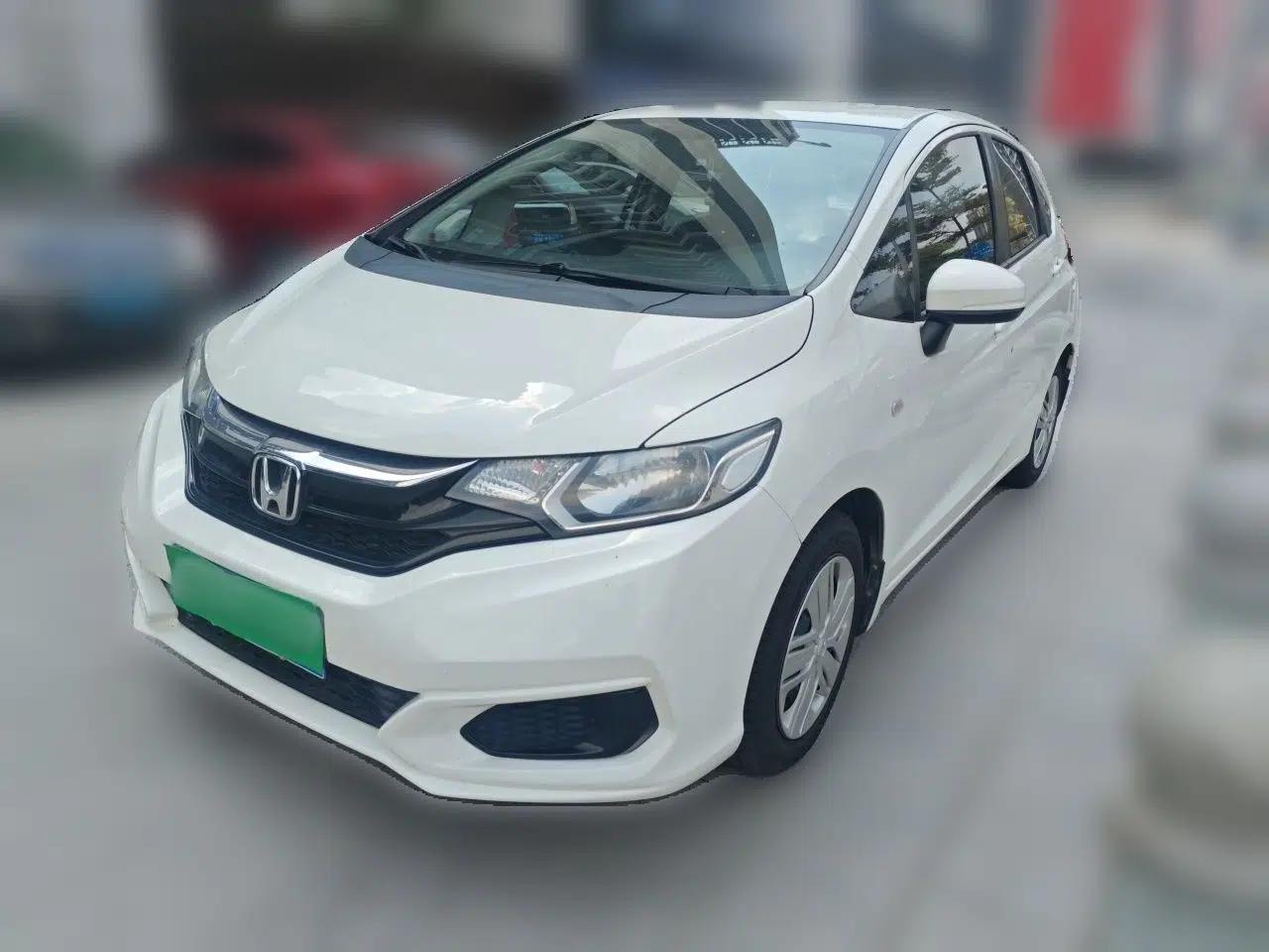 Honda Fit 2018 1.5L CVT Comfort Version — миниатюра 1