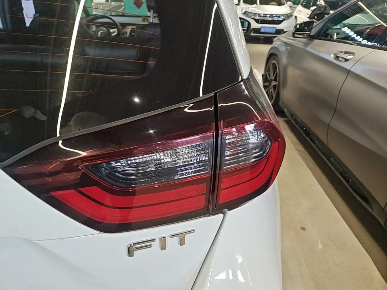 Honda Fit 2021 1.5L CVT Trend Edition — миниатюра 9