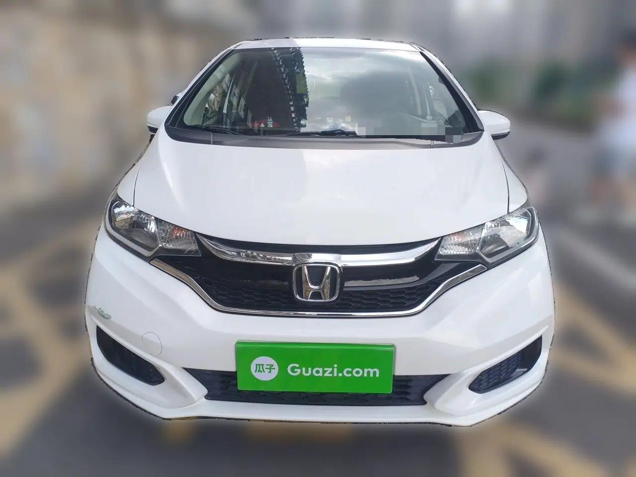 Honda Fit 2018 1.5L CVT Comfort Version — миниатюра 2