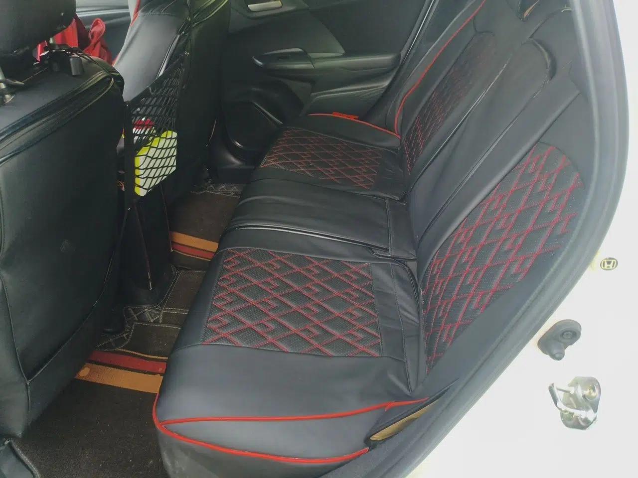 Honda Fit 2018 1.5L CVT Comfort Version — миниатюра 17
