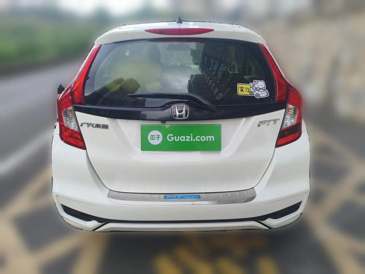 Honda Fit 2018 1.5L CVT Comfort Version — миниатюра 5