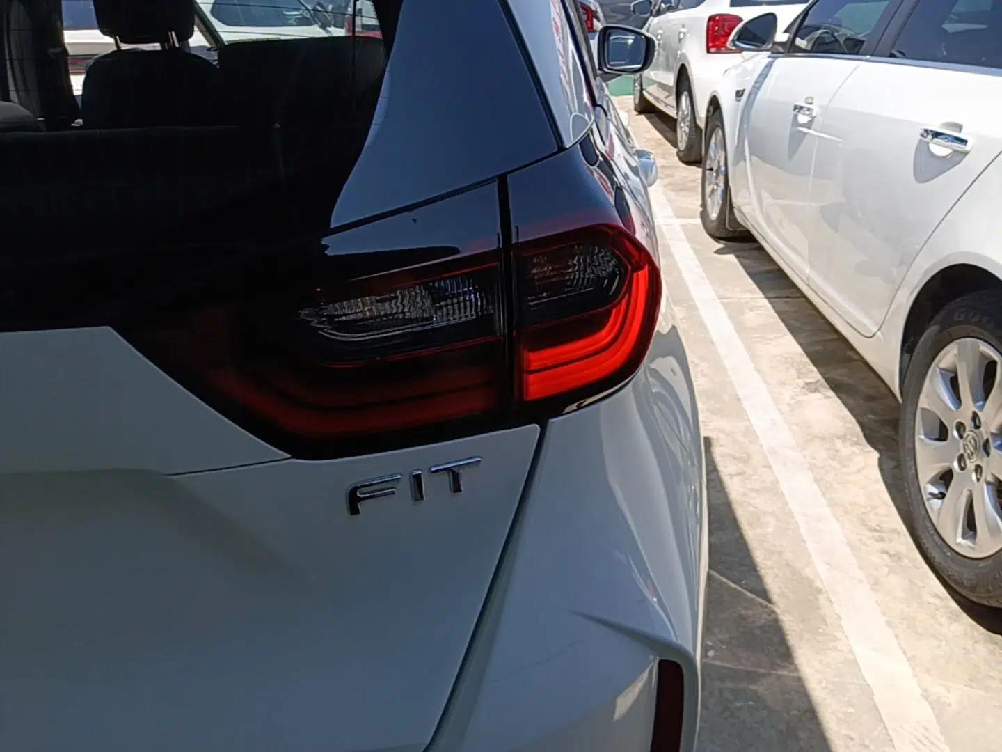 Honda Fit 2021 1.5L CVT Trend Edition — миниатюра 9