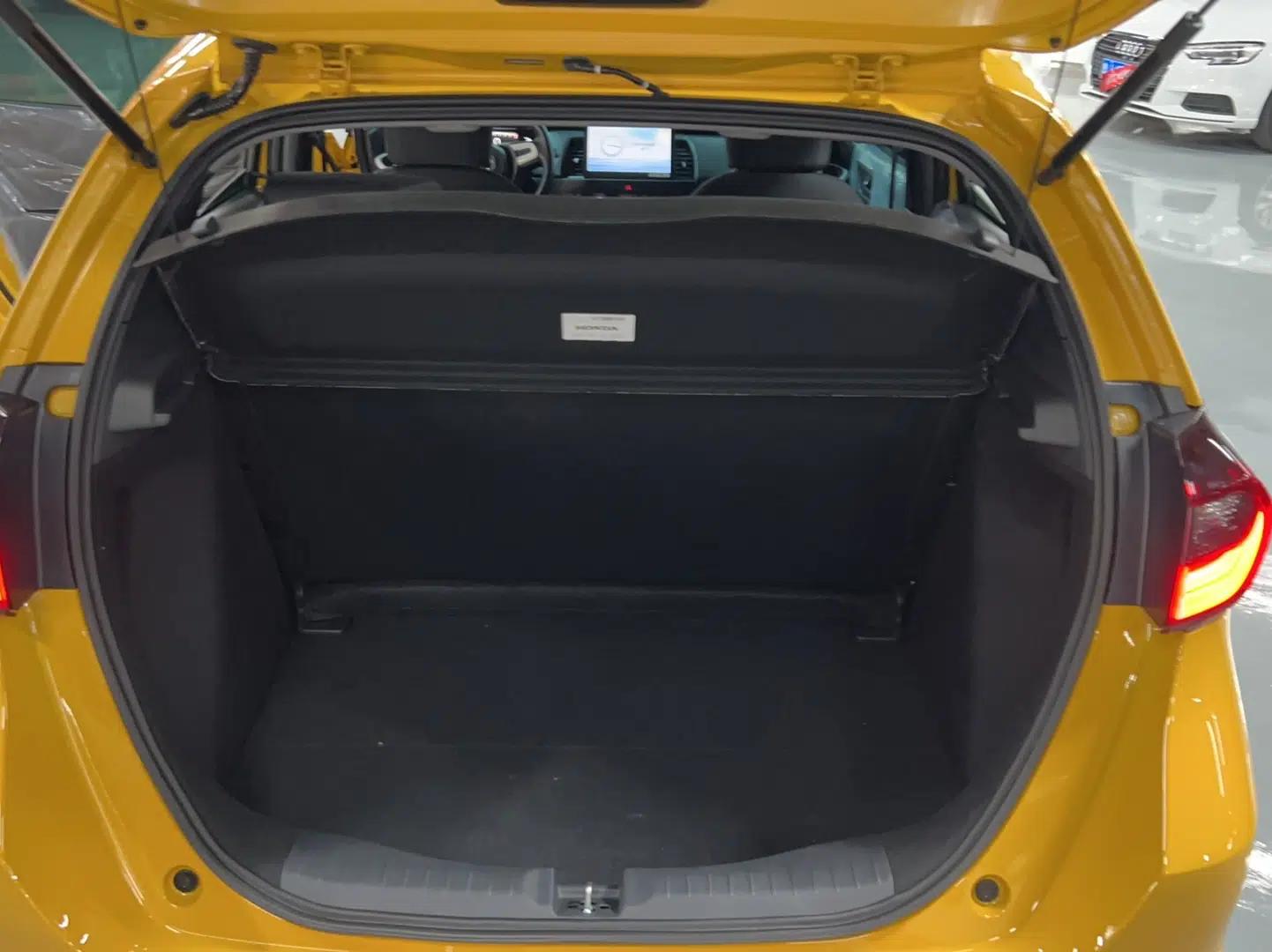 Honda Fit 2025 Basic Model — миниатюра 16