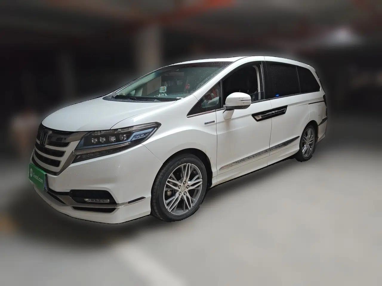 Honda Elysion 2019 2.0L Hybrid Luxury Edition — миниатюра 1
