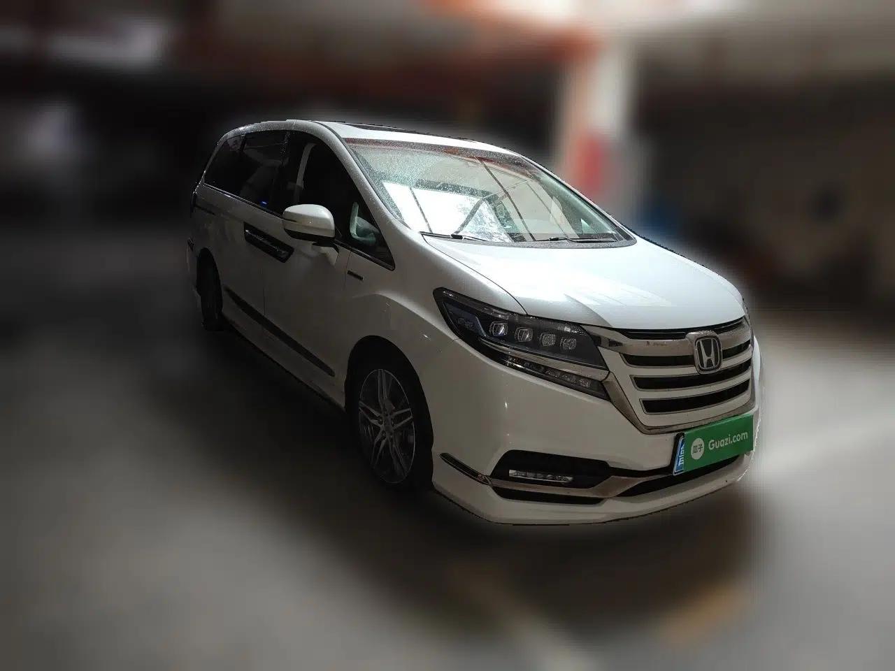 Honda Elysion 2019 2.0L Hybrid Luxury Edition — миниатюра 3