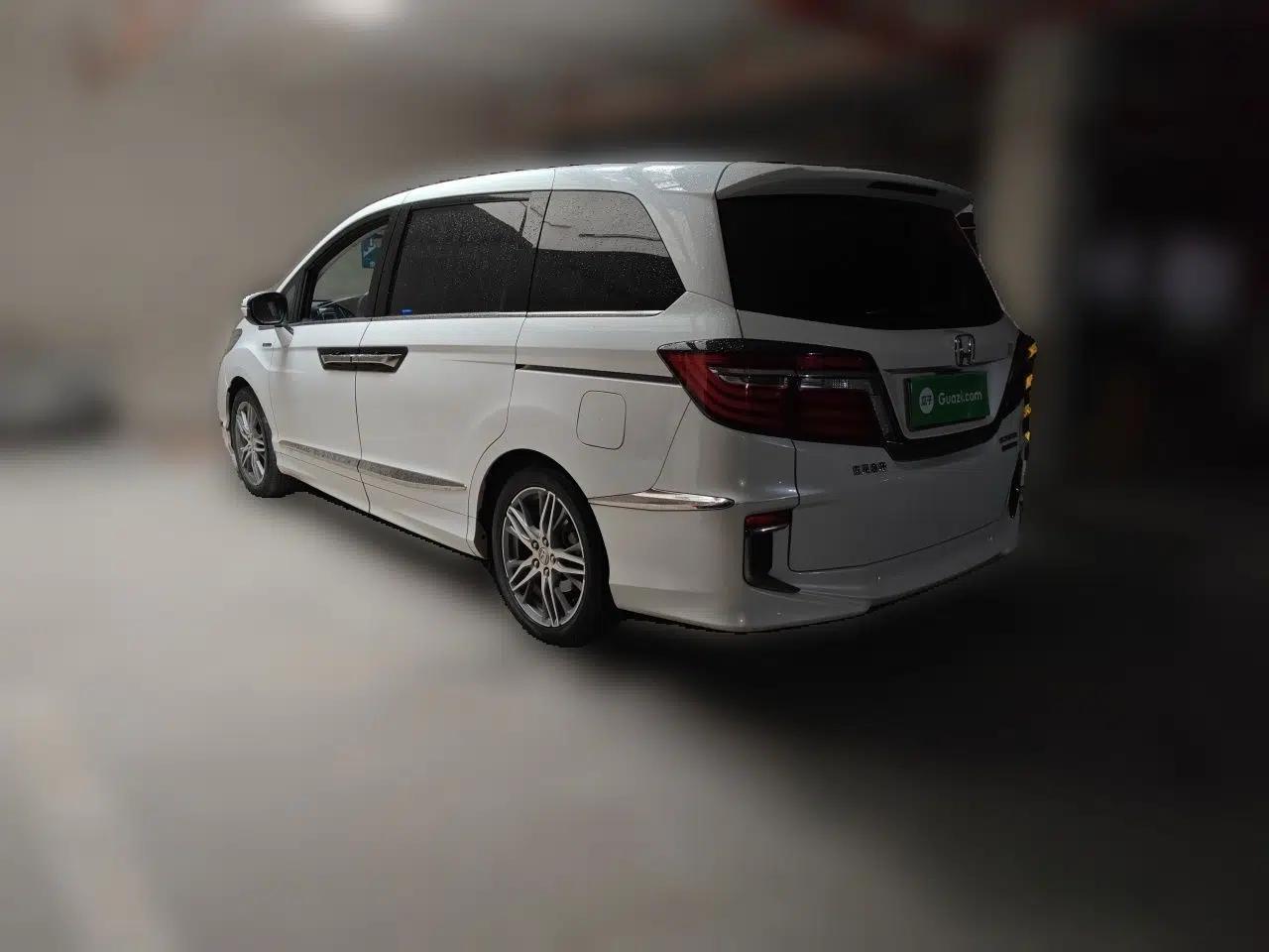 Honda Elysion 2019 2.0L Hybrid Luxury Edition — миниатюра 4