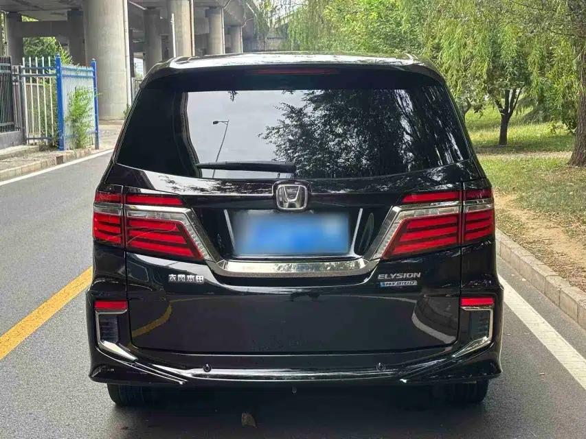 Honda Elysion 2019 2.0L Hybrid Luxury Edition — миниатюра 5