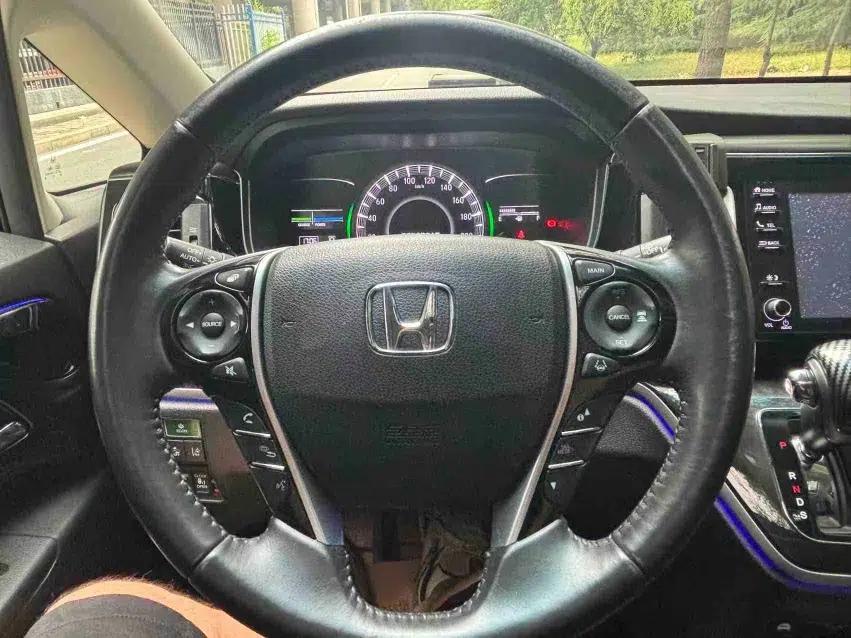 Honda Elysion 2019 2.0L Hybrid Luxury Edition — миниатюра 10