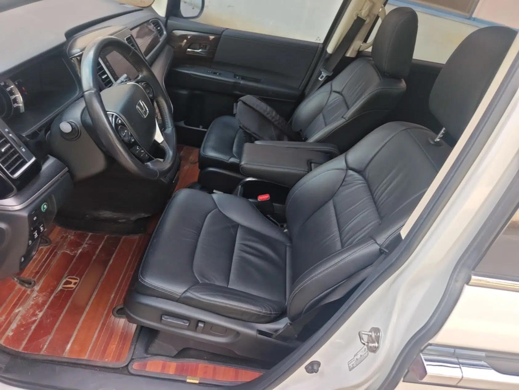 Honda Elysion 2016 2.4L Luxury Edition — миниатюра 17