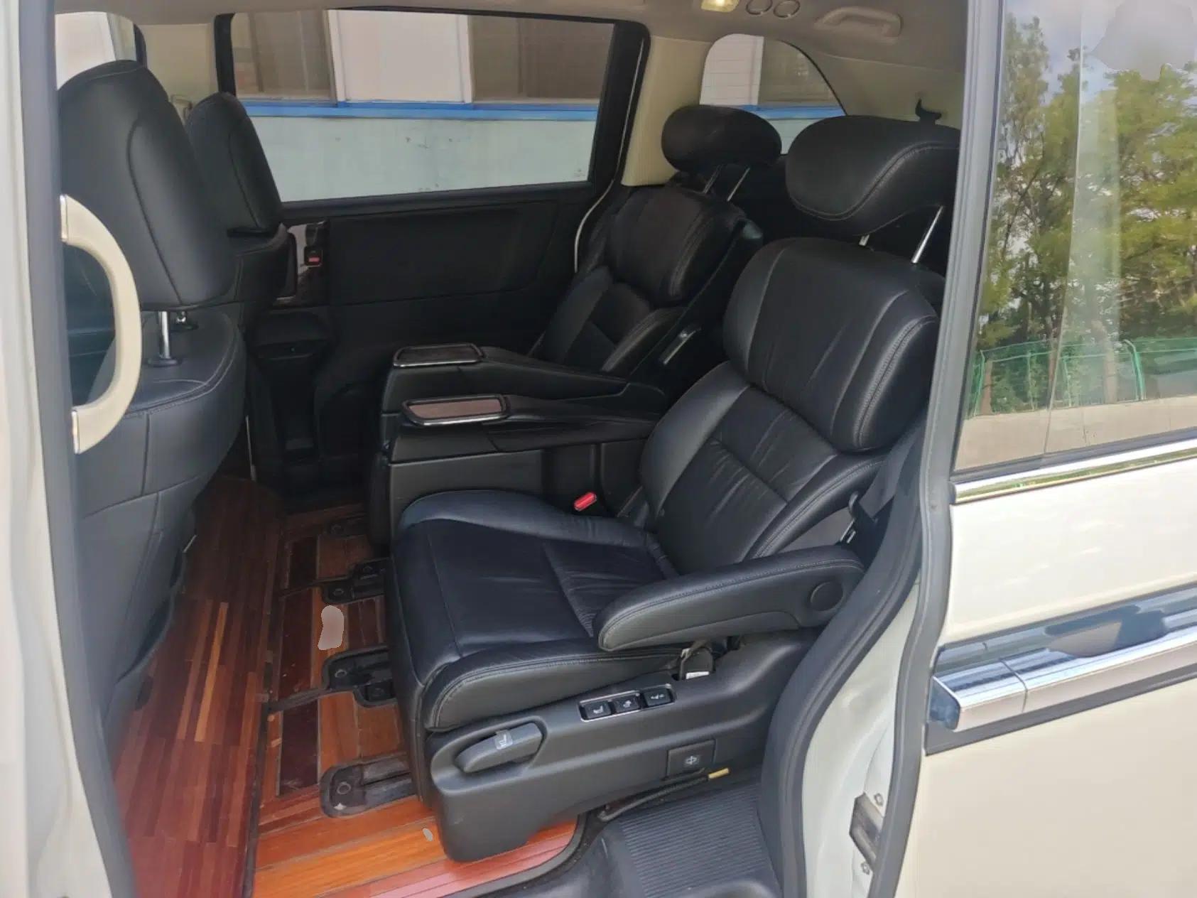 Honda Elysion 2016 2.4L Luxury Edition — миниатюра 20