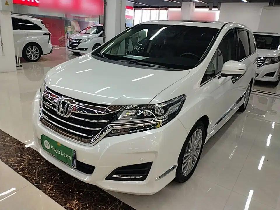 Honda Elysion 2016 2.4L Style Edition — миниатюра 1