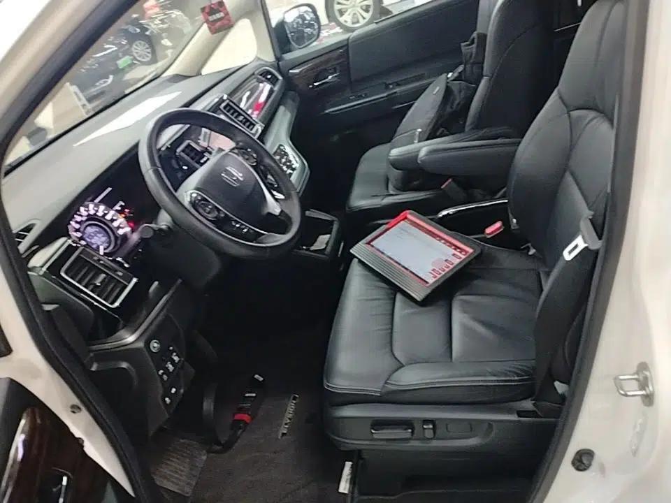 Honda Elysion 2016 2.4L Style Edition — миниатюра 17
