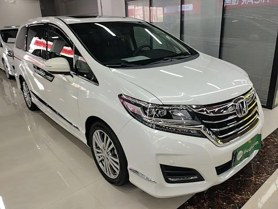 Honda Elysion 2016 2.4L Style Edition — миниатюра 3