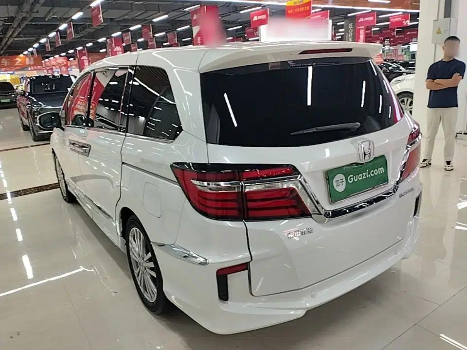 Honda Elysion 2016 2.4L Style Edition — миниатюра 4