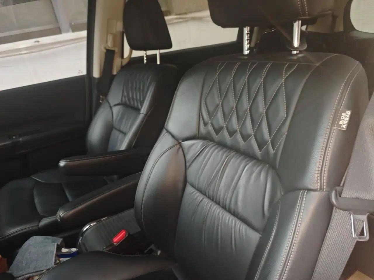 Honda Elysion 2019 2.0L Hybrid Luxury Edition — миниатюра 14