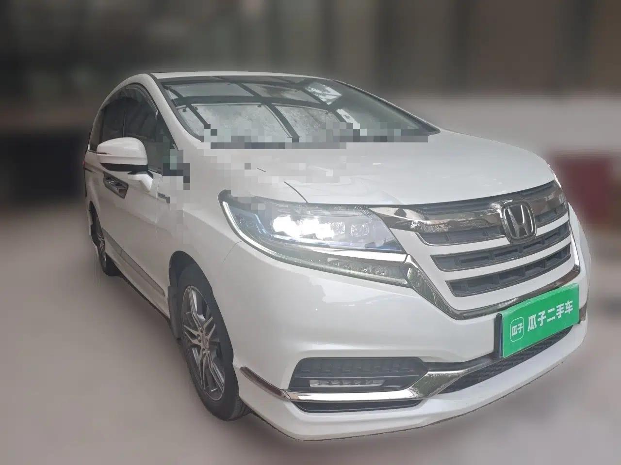 Honda Elysion 2019 2.0L Hybrid Luxury Edition — миниатюра 3