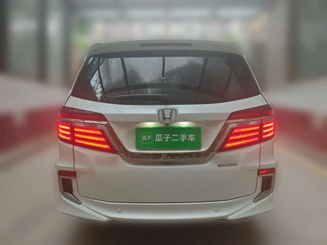 Honda Elysion 2019 2.0L Hybrid Luxury Edition — миниатюра 5