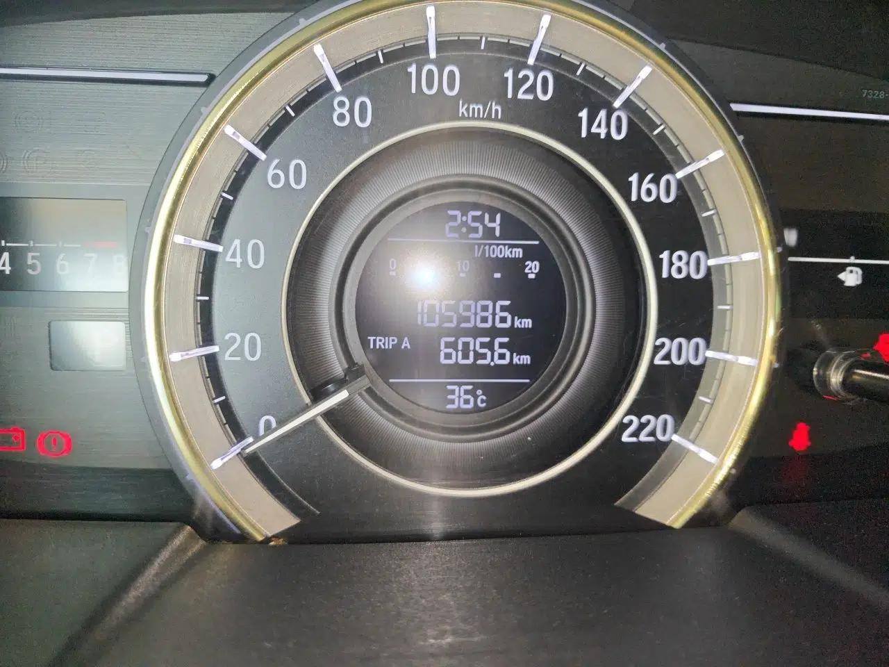 Honda Elysion 2016 2.4L Classic Edition — миниатюра 12