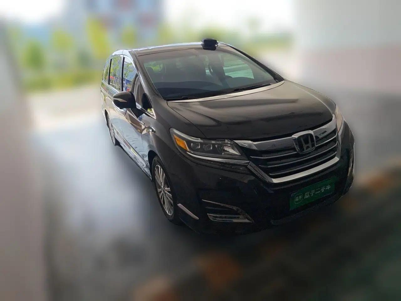 Honda Elysion 2016 2.4L Classic Edition — миниатюра 3
