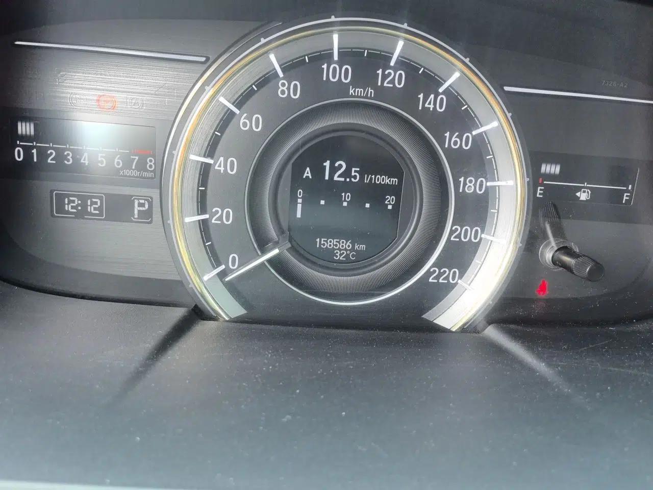 Honda Elysion 2016 2.4L Supreme Edition — миниатюра 12