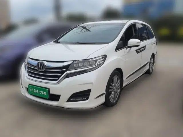 Honda Elysion 2016 2.4L Supreme Edition