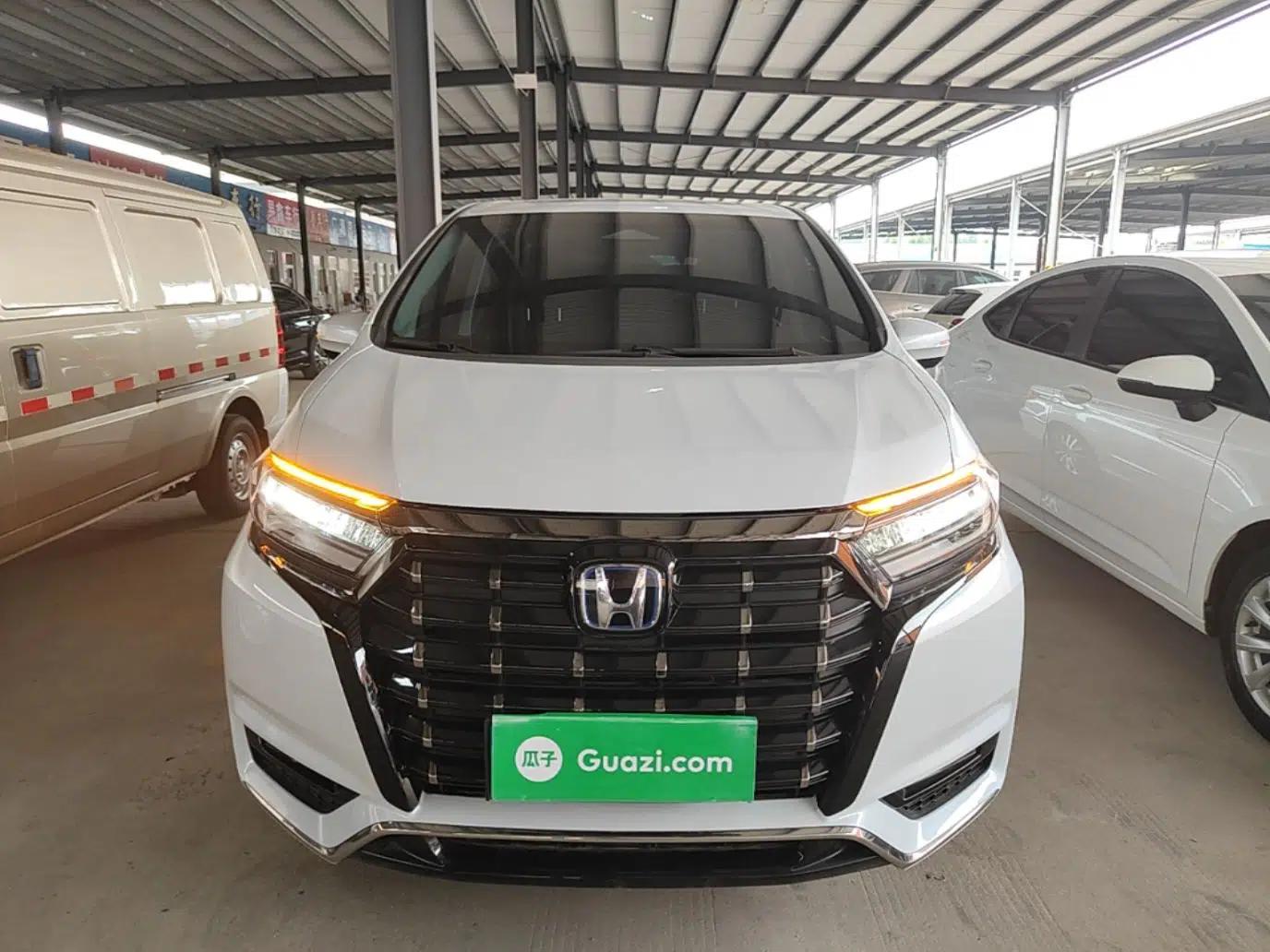 Honda Elysion 2024 2.0L eHEV Luxury Edition — миниатюра 2