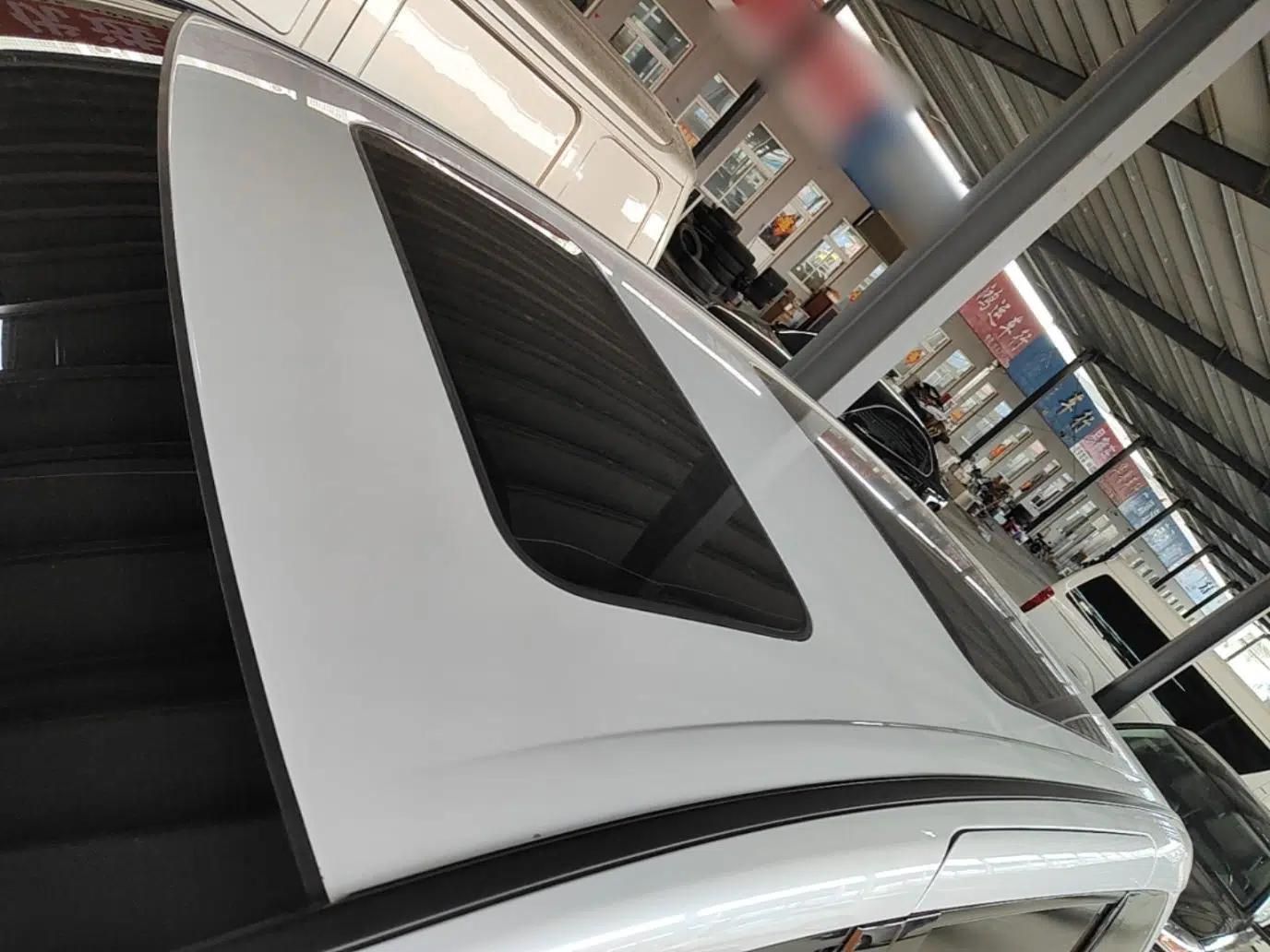 Honda Elysion 2024 2.0L eHEV Luxury Edition — миниатюра 7