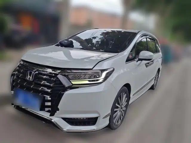 Honda Elysion 2024 2.0L eHEV Luxury Edition