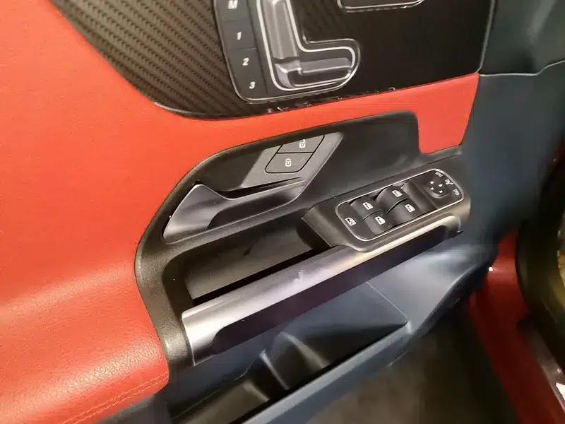 2021 Mercedes-Benz GLB AMG 35 4MATIC — миниатюра 15