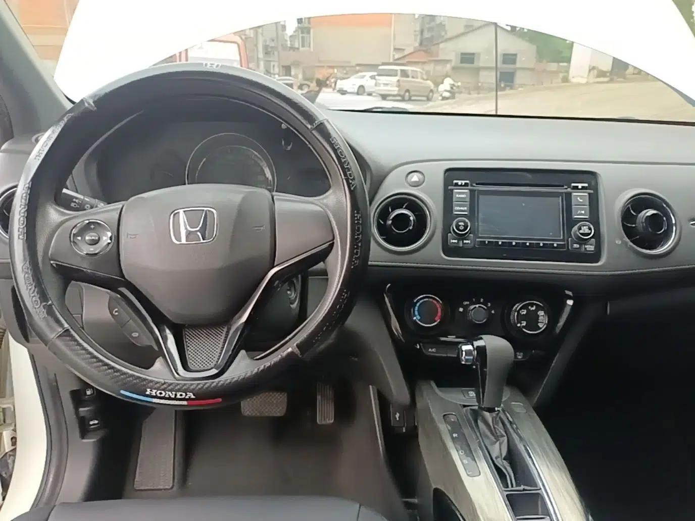 Honda XR-V 2015 1.8L EXi CVT Comfort Version — миниатюра 12