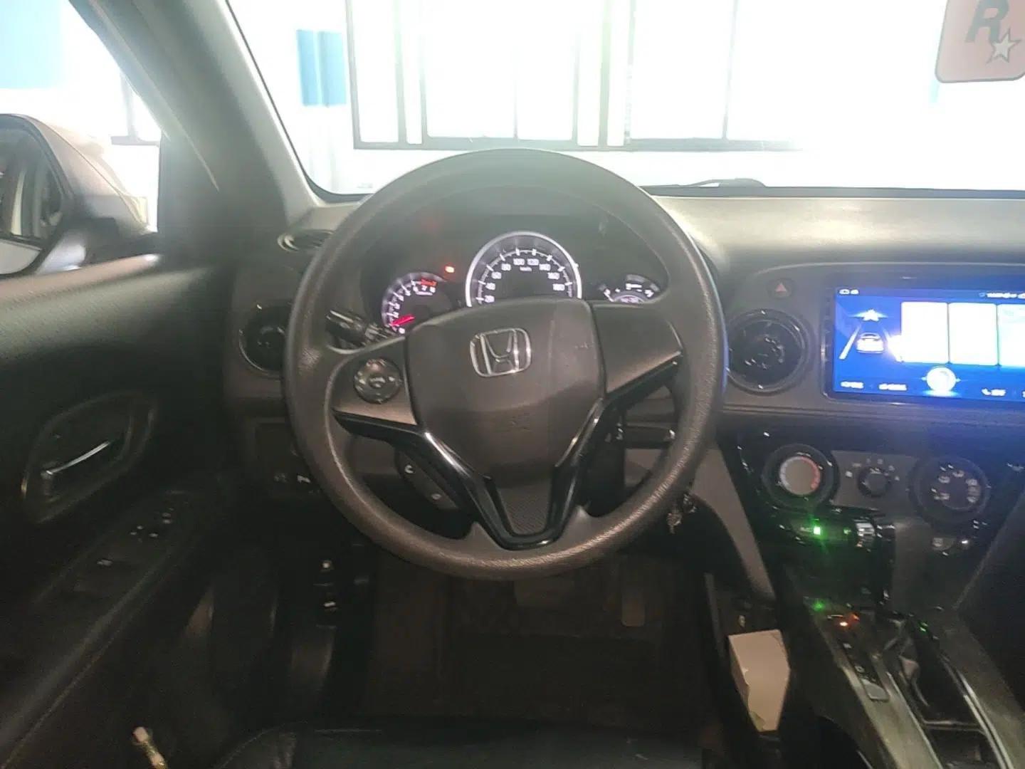Honda XR-V 2015 1.8L EXi CVT Comfort Version — миниатюра 7