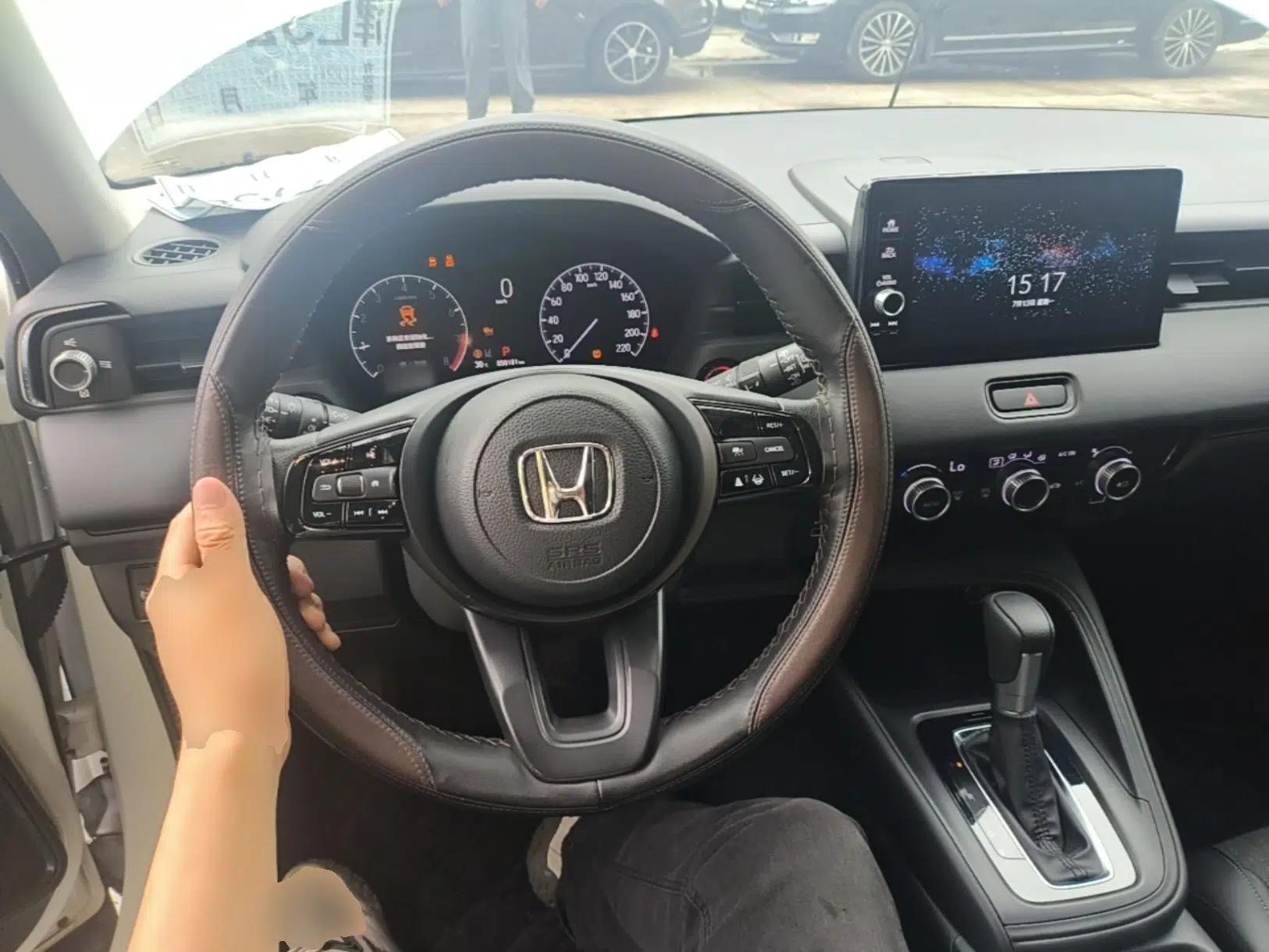 Honda Vezel 2023 1.5L CVT Tech Edition — миниатюра 13