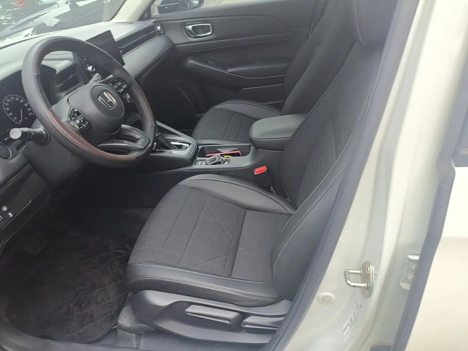 Honda Vezel 2023 1.5L CVT Tech Edition — миниатюра 17