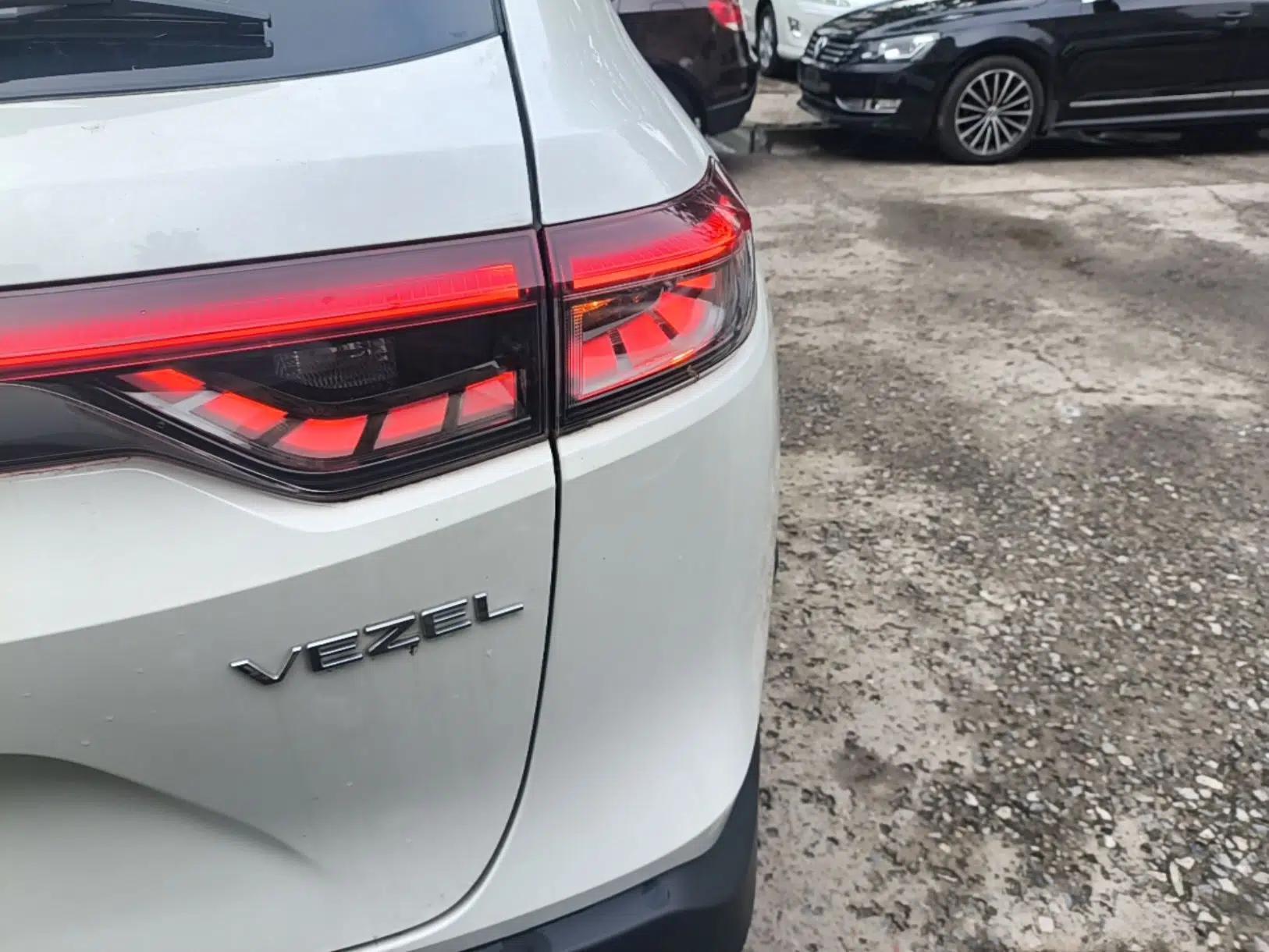 Honda Vezel 2023 1.5L CVT Tech Edition — миниатюра 9