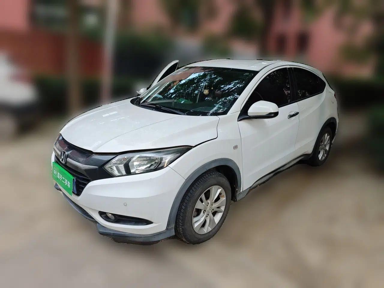 Honda Vezel 2017 1.5L CVT 2WD Comfort Model — миниатюра 1