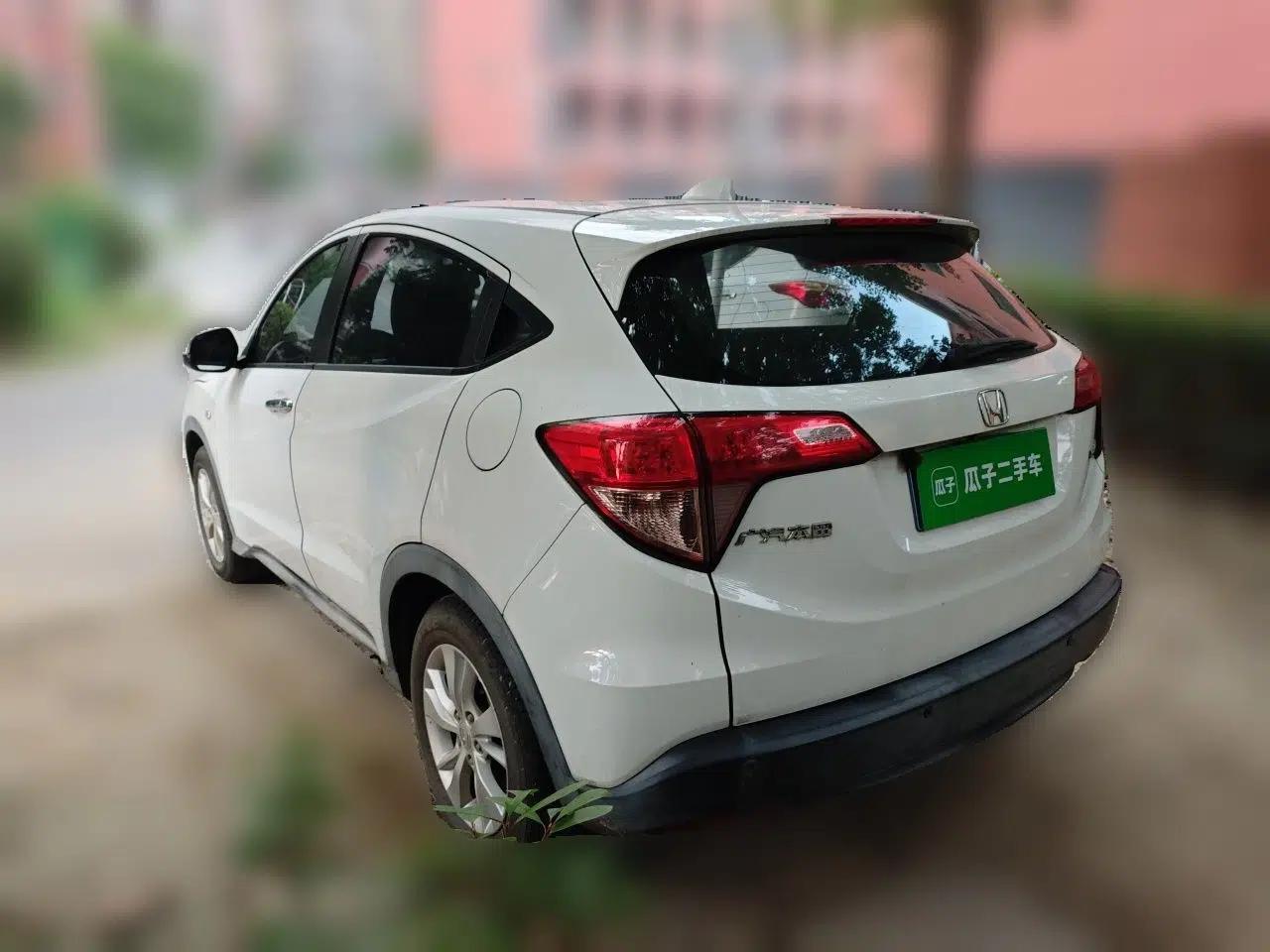 Honda Vezel 2017 1.5L CVT 2WD Comfort Model — миниатюра 4