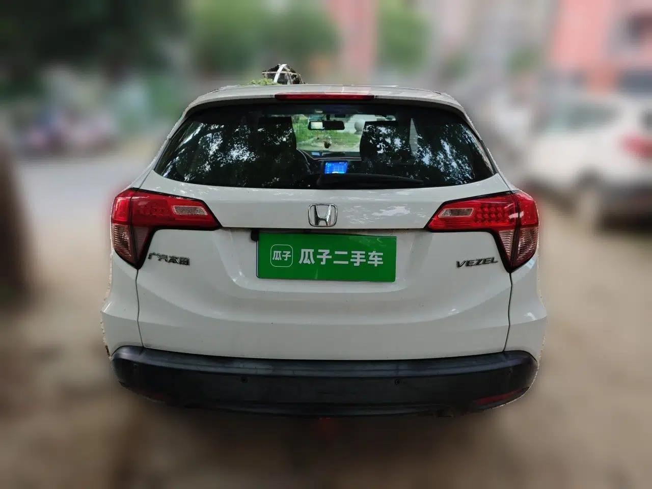 Honda Vezel 2017 1.5L CVT 2WD Comfort Model — миниатюра 5