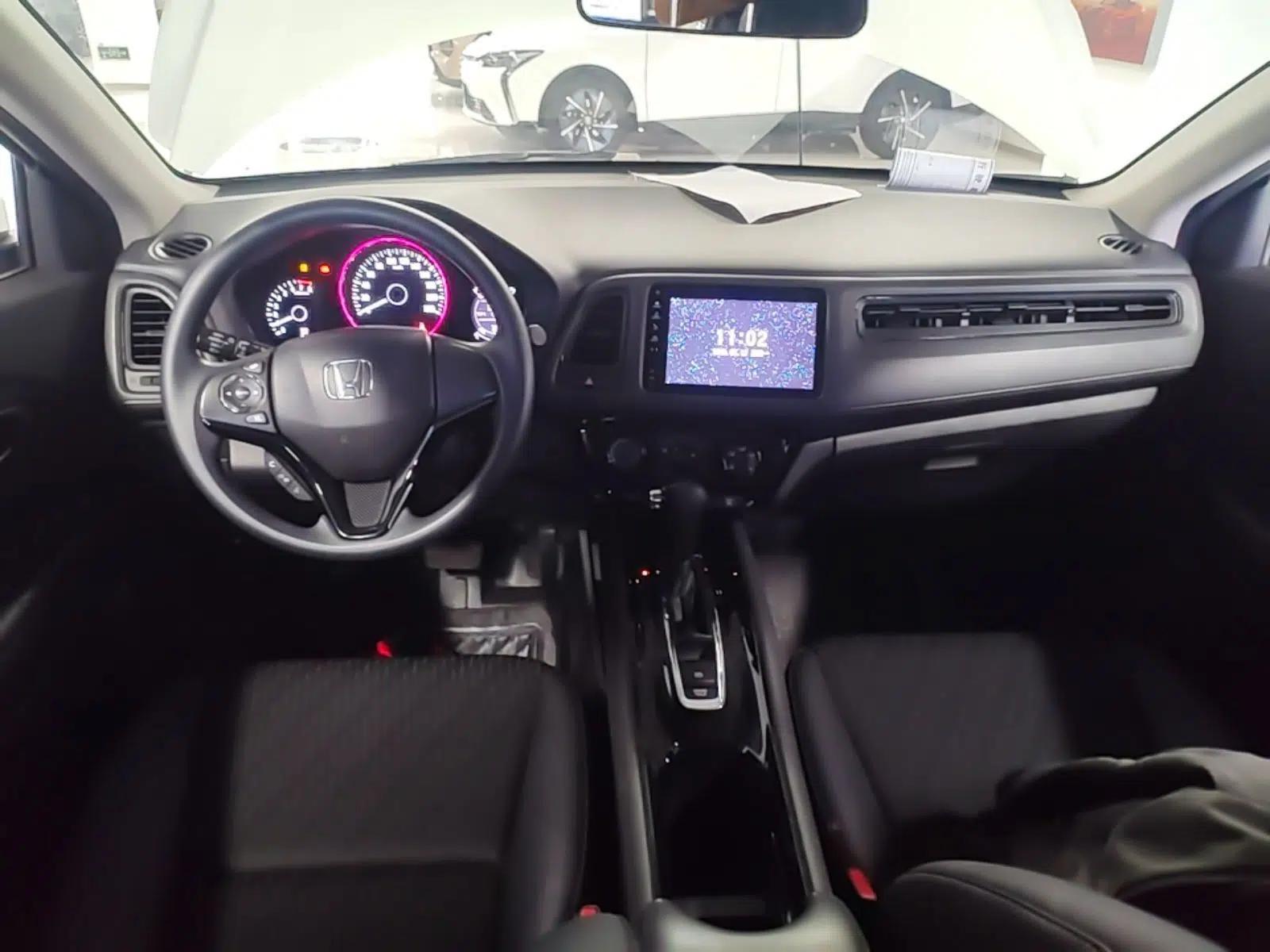 Honda Vezel 2020 1.5L CVT Pioneer Edition — миниатюра 12