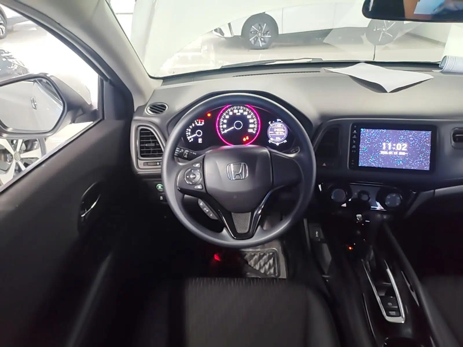 Honda Vezel 2020 1.5L CVT Pioneer Edition — миниатюра 13