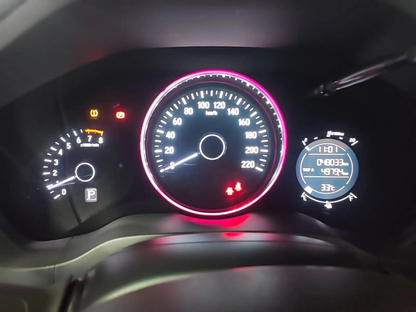 Honda Vezel 2020 1.5L CVT Pioneer Edition — миниатюра 14