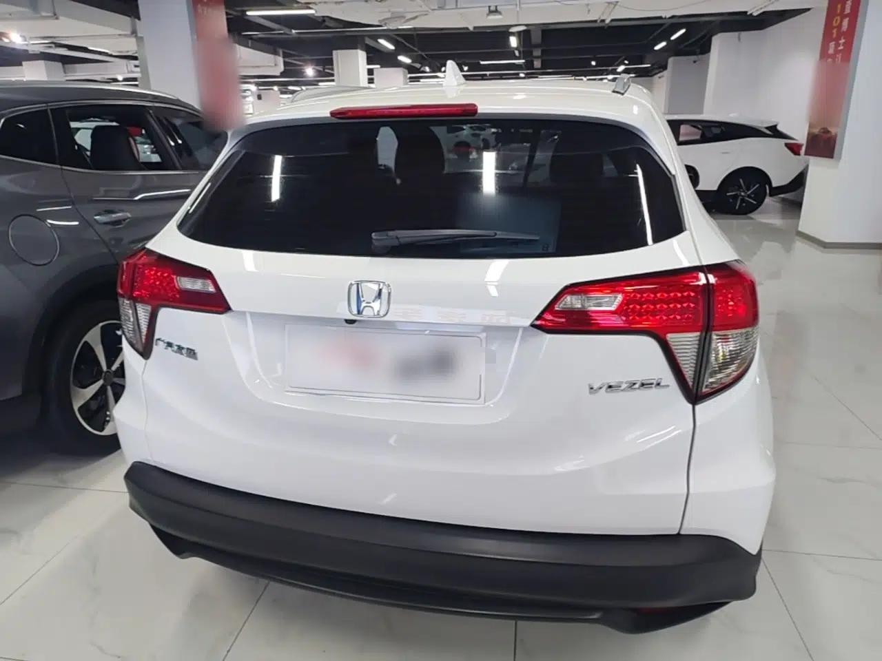 Honda Vezel 2020 1.5L CVT Pioneer Edition — миниатюра 5