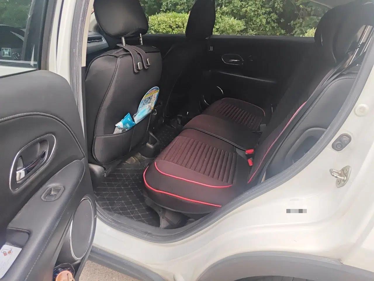 Honda Vezel 2015 1.8L CVT 2WD Luxury Model — миниатюра 17
