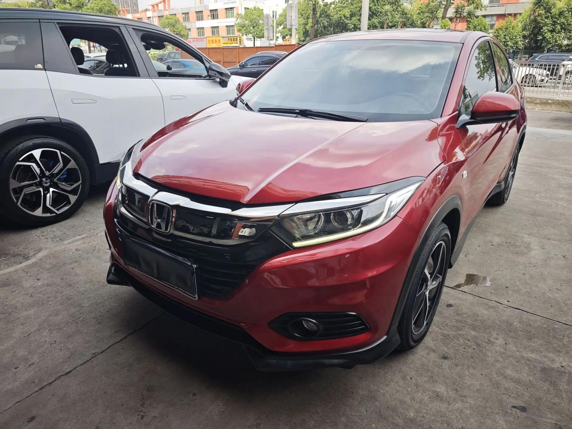 Honda Vezel 2020 1.5L CVT Pioneer Edition — миниатюра 1