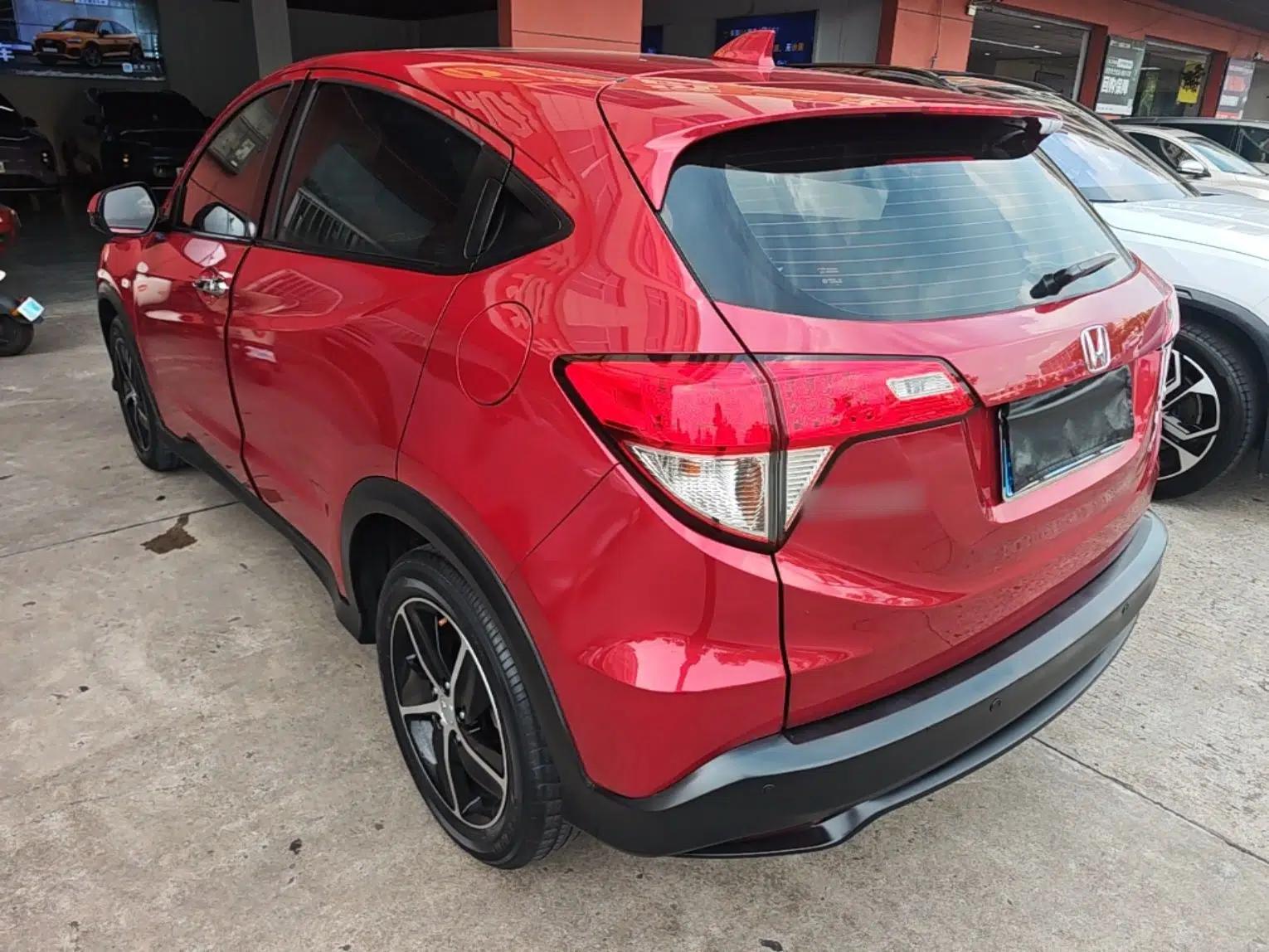Honda Vezel 2020 1.5L CVT Pioneer Edition — миниатюра 4
