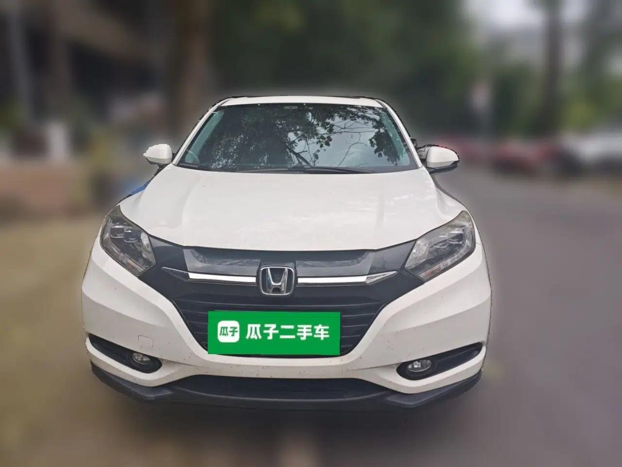 Honda Vezel 2017 1.8L CVT Front-Wheel Drive Pioneer Edition — миниатюра 2