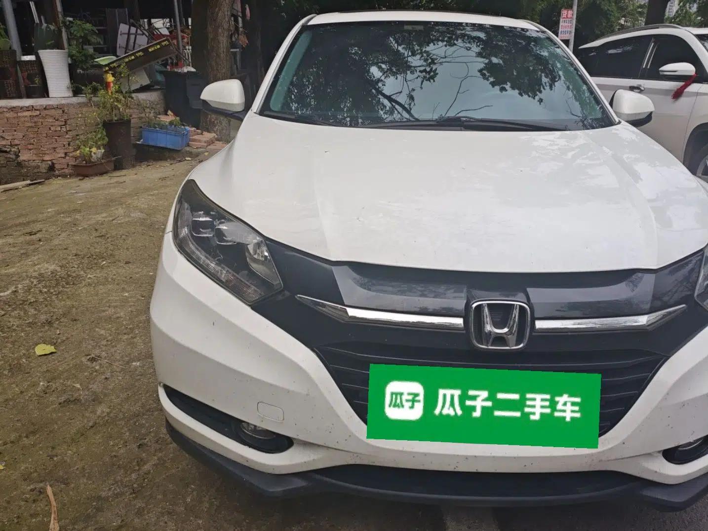 Honda Vezel 2017 1.8L CVT Front-Wheel Drive Pioneer Edition — миниатюра 7